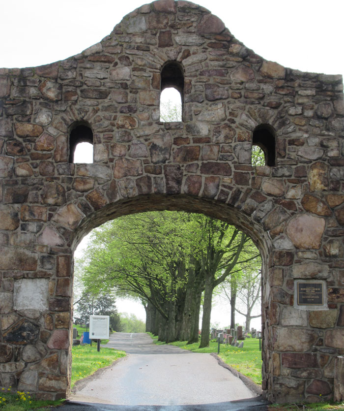 Milton Cemetery Entrance